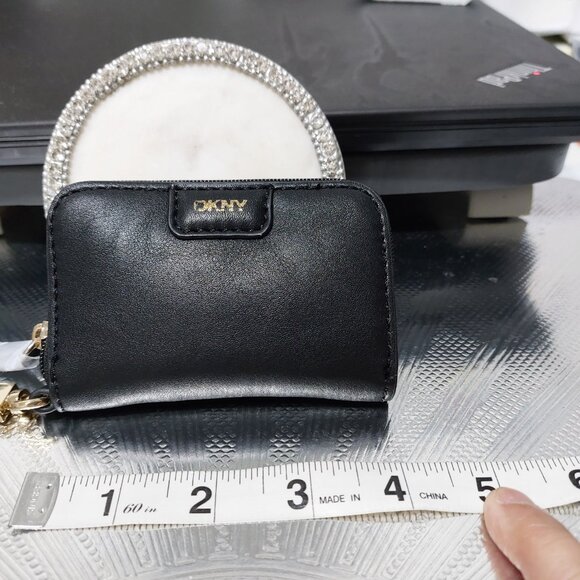 DKNY Mini Coin Purse Mini Clip On Bag Coin Purse Cute Practical 1 PIECE ONLY - Picture 3 of 10